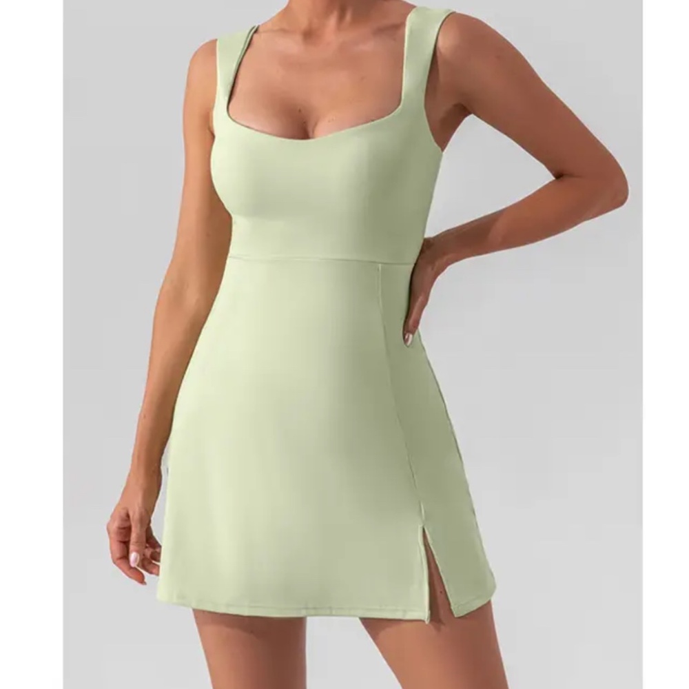 Diosafit activewear dresss size small
